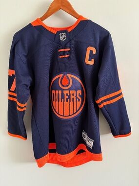 Junior Edmonton oilers jersey